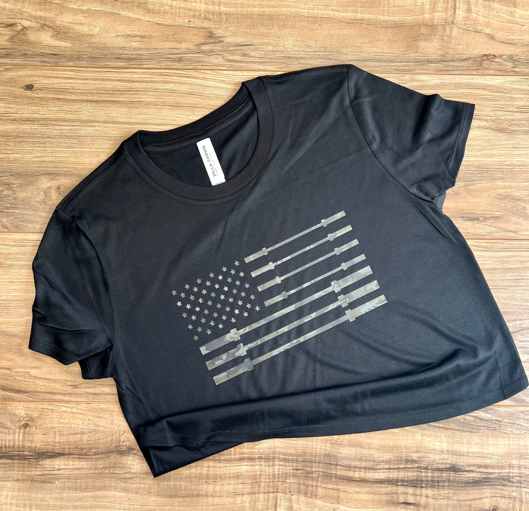 Barbell Flag Women's Cropped Tee